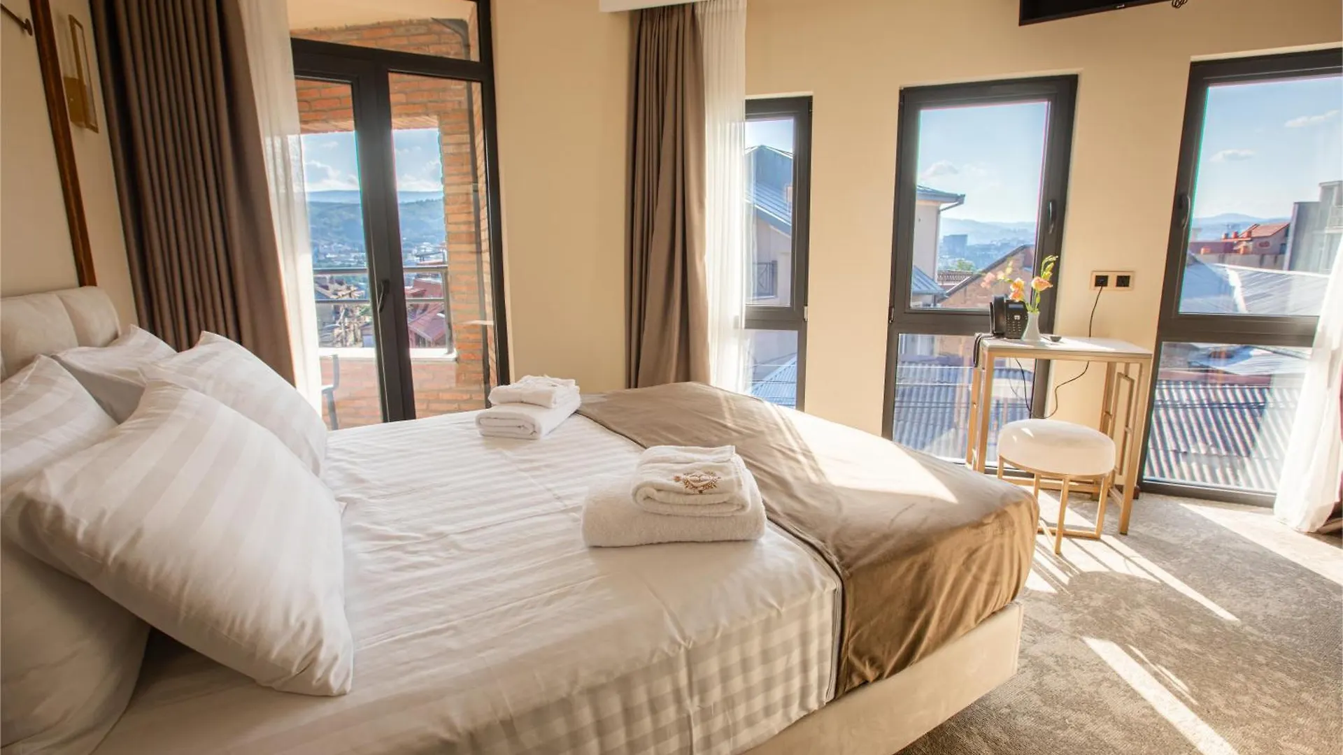 Bellevue Boutique Hotel Tiflis 4*,  Gürcistan